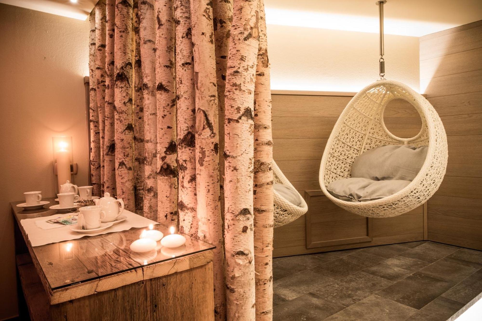 Hotel Gries カナツェーイ エクステリア 写真