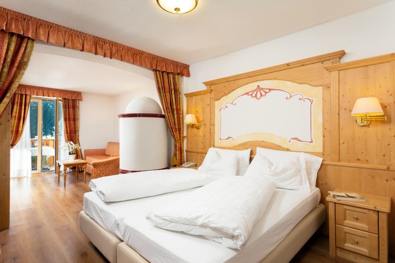Hotel Gries カナツェーイ エクステリア 写真