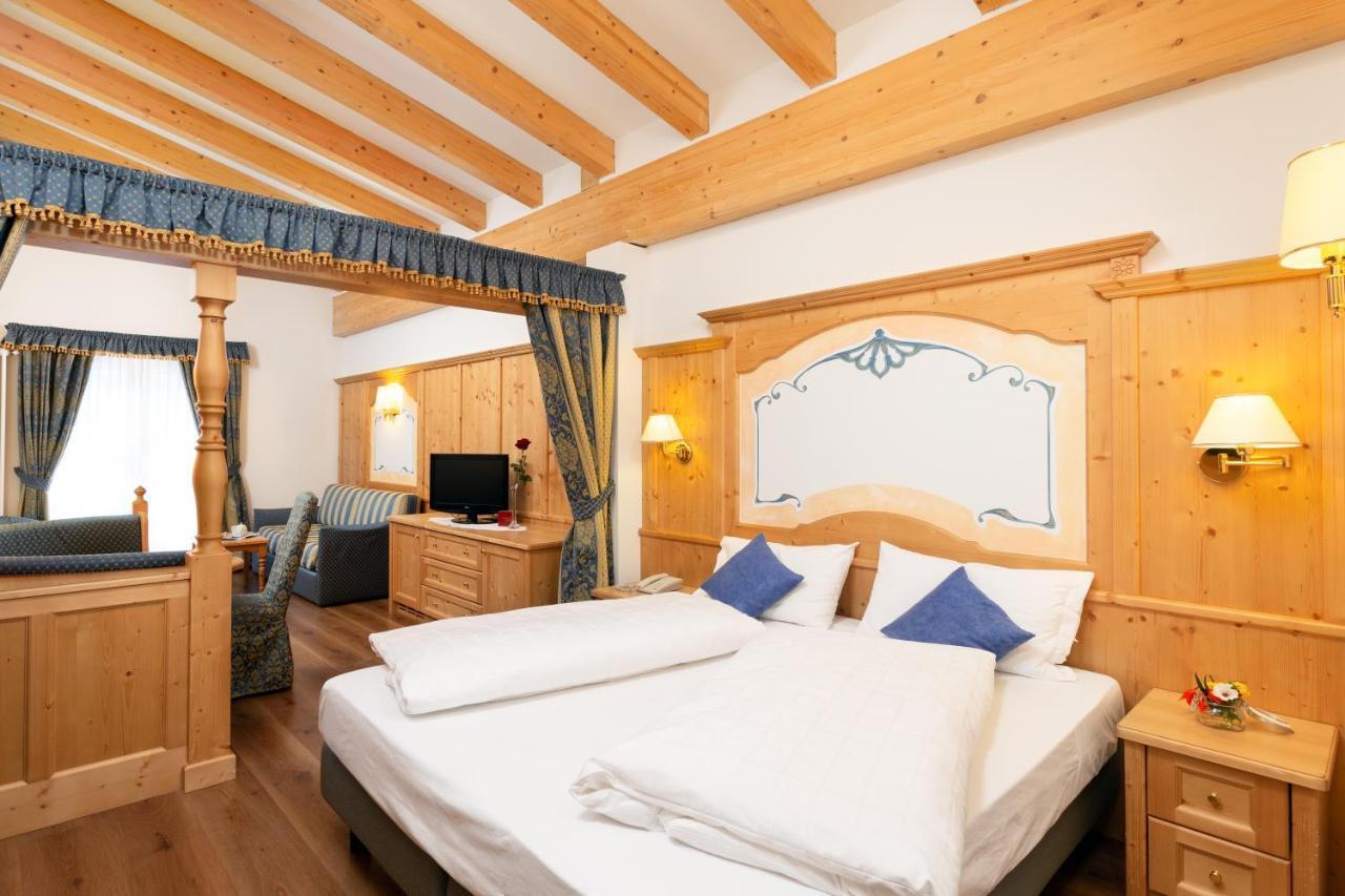 Hotel Gries カナツェーイ エクステリア 写真